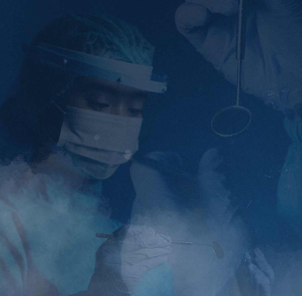 Imagem de fundo com procedimentos odontológicos